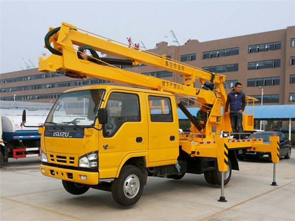 國(guó)五慶鈴五十鈴雙排座高空作業(yè)車(chē)