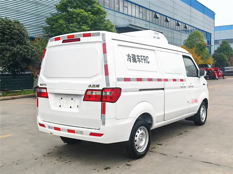 金杯新海獅面包冷藏車 金杯新海獅面包冷藏車