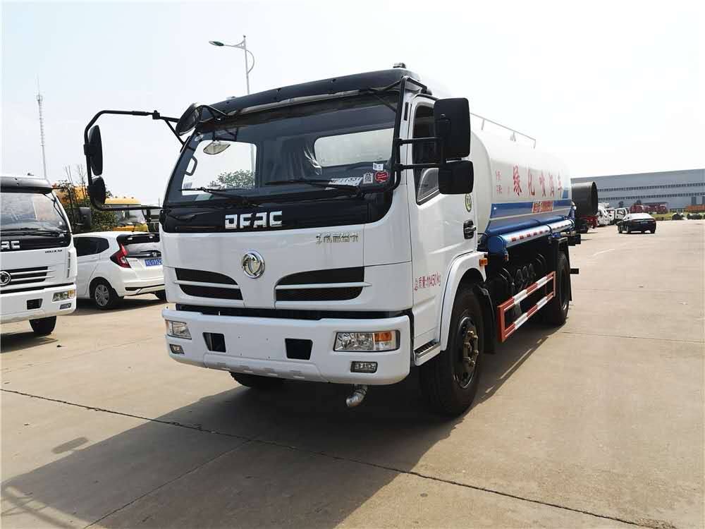 東風(fēng)福瑞卡10噸多功能噴灑車參數(shù)