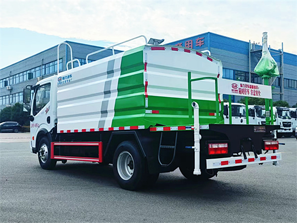 東風專致藍牌抑塵車