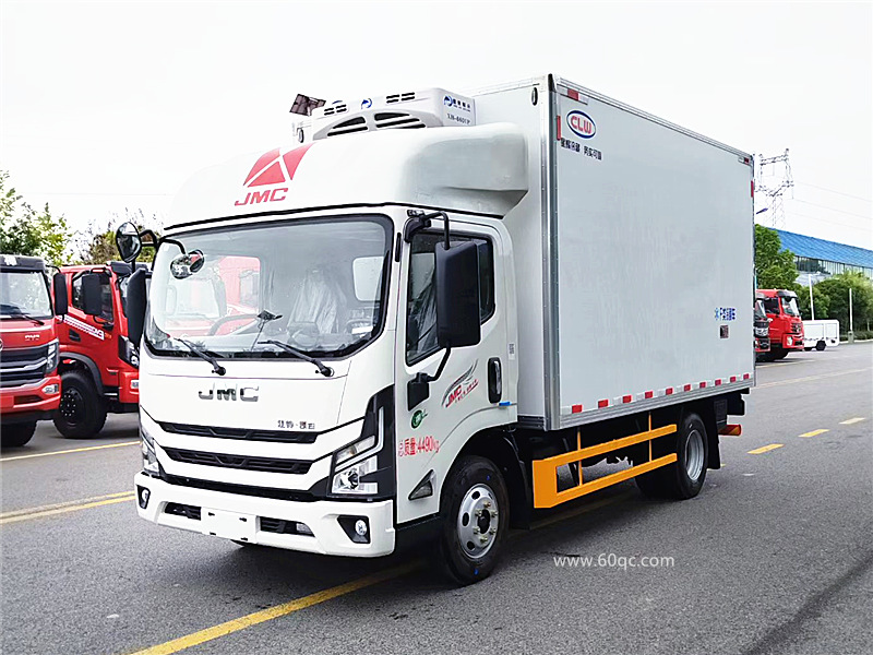 江鈴新凱運(yùn)寬體冷藏車