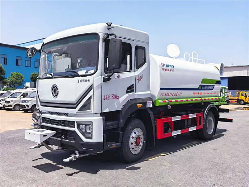 東風多利卡D9霧炮車