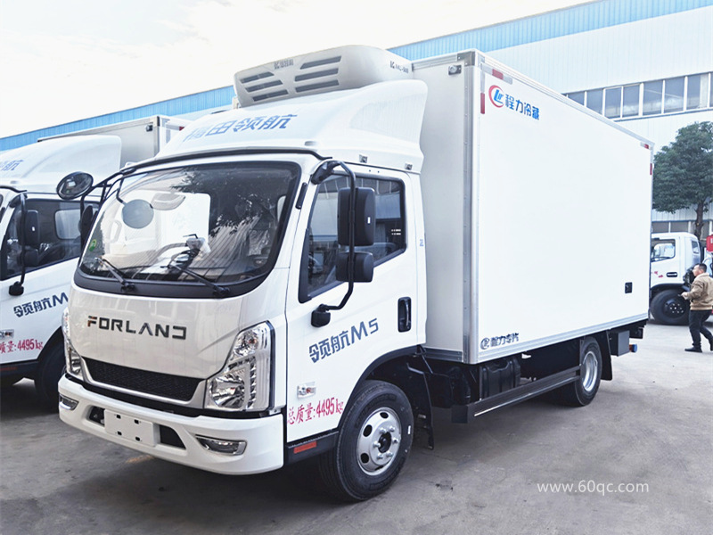 福田領(lǐng)航M5冷藏車